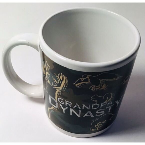 Grandpa Dynasty Camo Coffee Mug Fun Deer Fish Duck Squirrel Cup - Picture 5 of 8